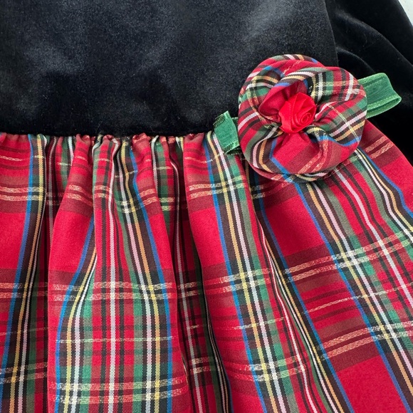 Holiday Toddler Girl Bundle size 4T - fancy dress and fun elf outfit! - Picture 5 of 13